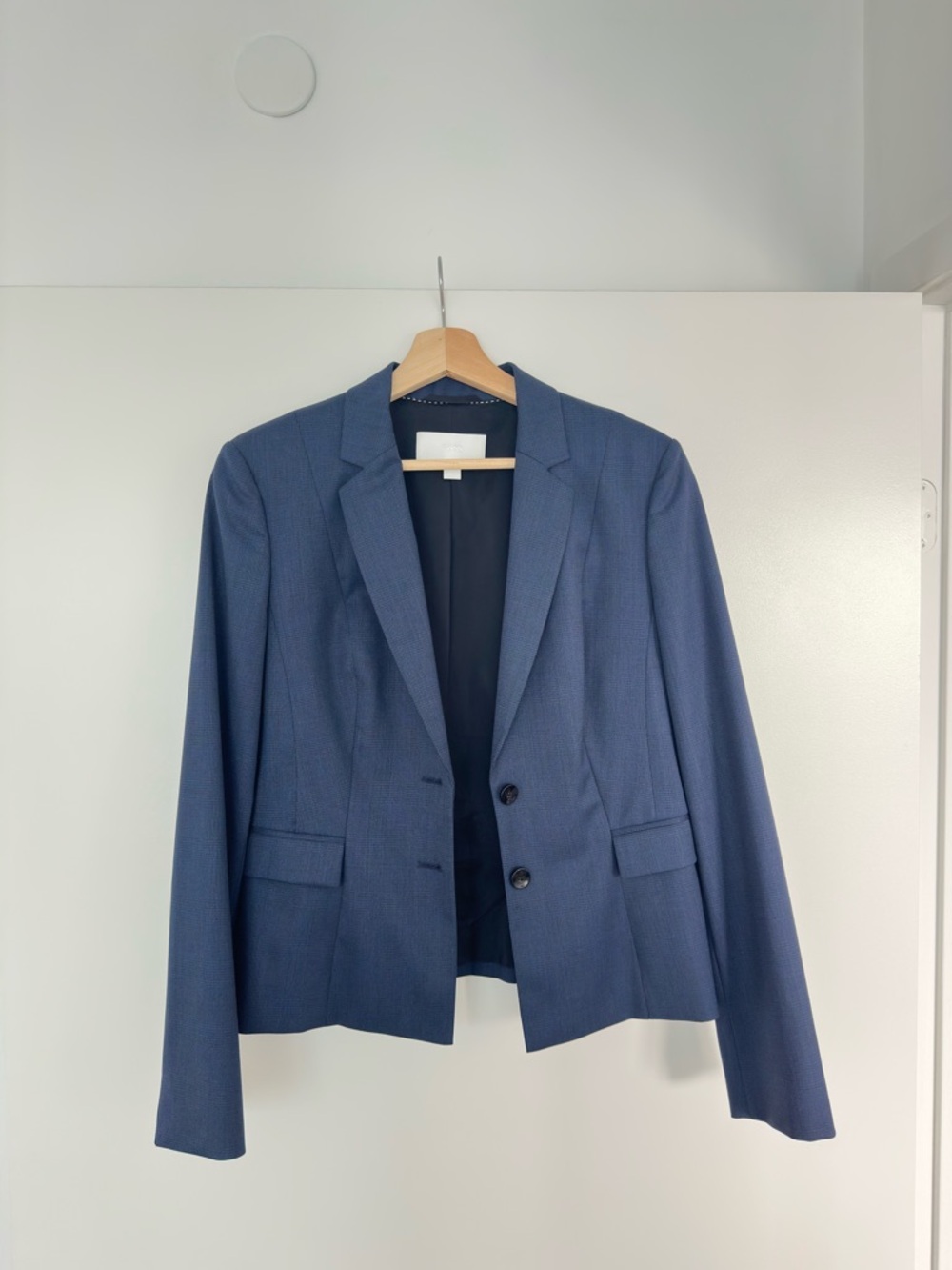 BOSS Navy Blue Women's Blazer Size 6